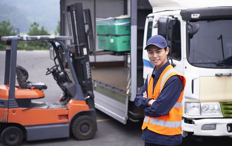 トラック運転手の給料とスキルアップにおすすめの資格をご紹介の画像