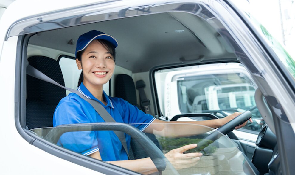 女性トラックドライバー トラガール も楽しく活躍中です トラック求人 Com