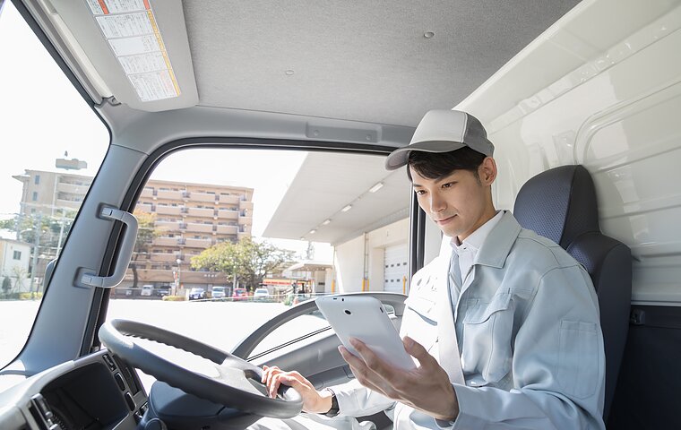 「運転が好き」から始める仕事！未経験からのトラックドライバーの画像