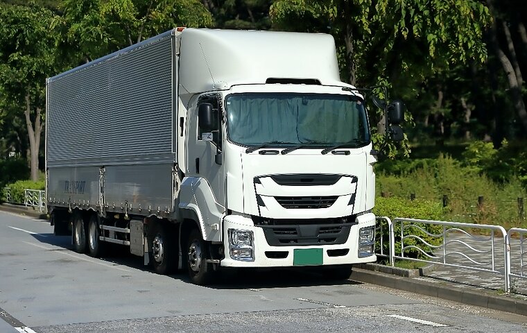 トラックドライバーが選びたい効率重視の働き方と企業の特徴とは⁉のイメージ