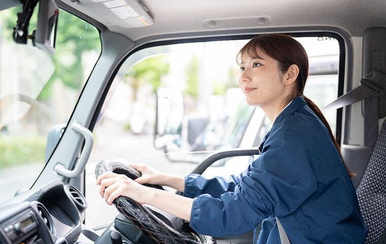 【奈良】力仕事だけじゃない！女性トラックドライバーに求められる意外なスキルのイメージ